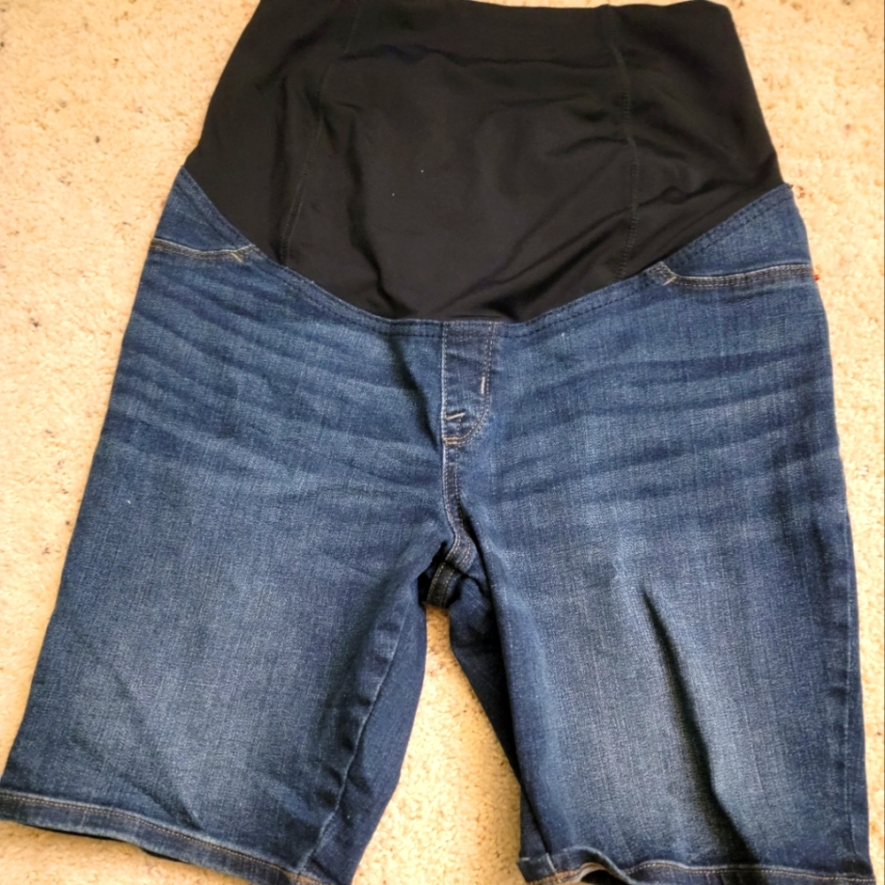 Isabel Maternity full band Bermuda shorts size 8